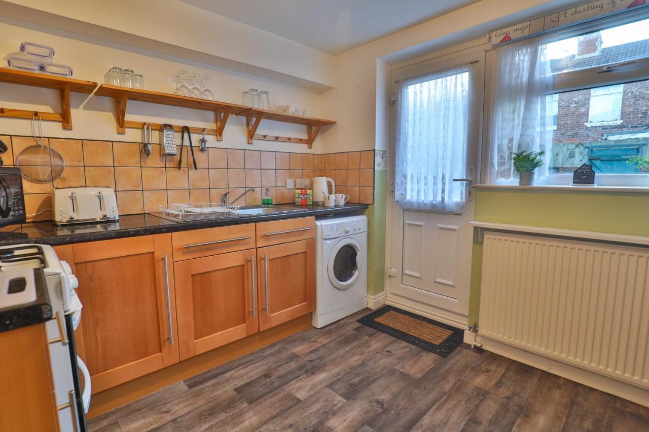 Devon St - Cozy Home, Free Easy Parking! Kingston upon Hull Eksteriør billede