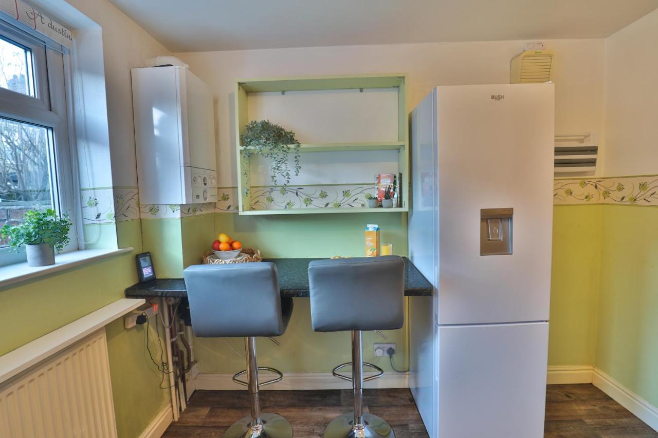Devon St - Cozy Home, Free Easy Parking! Kingston upon Hull Eksteriør billede