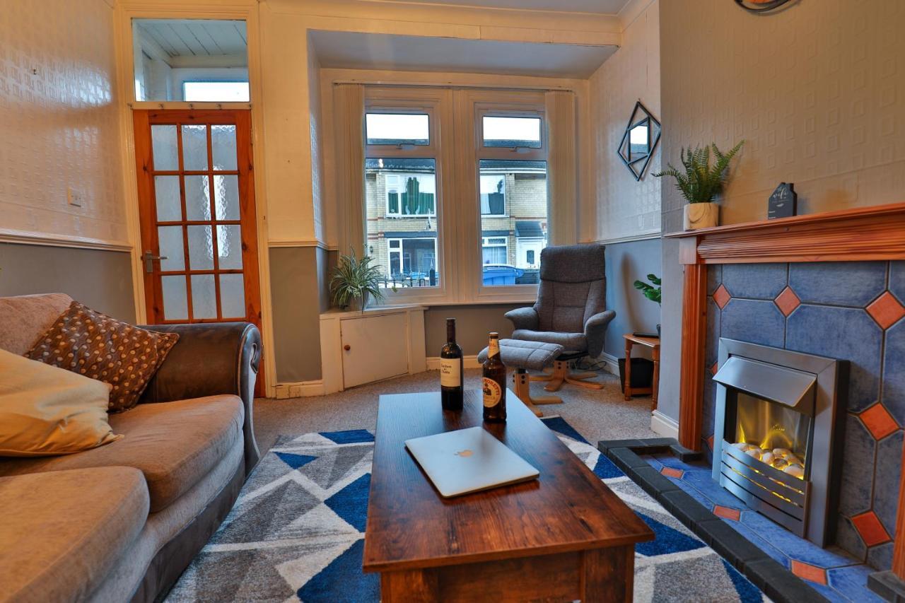 Devon St - Cozy Home, Free Easy Parking! Kingston upon Hull Eksteriør billede